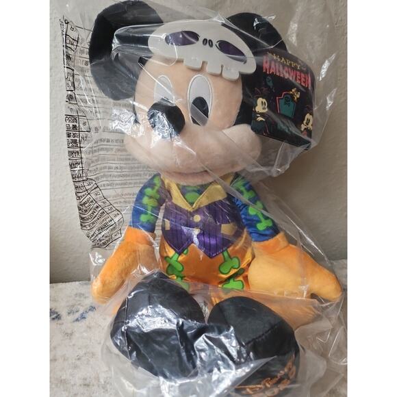 Disney 2023 Halloween Mickey Mouse Glow in the Dark Plush Stuffed Toy 15" - Picture 3 of 7